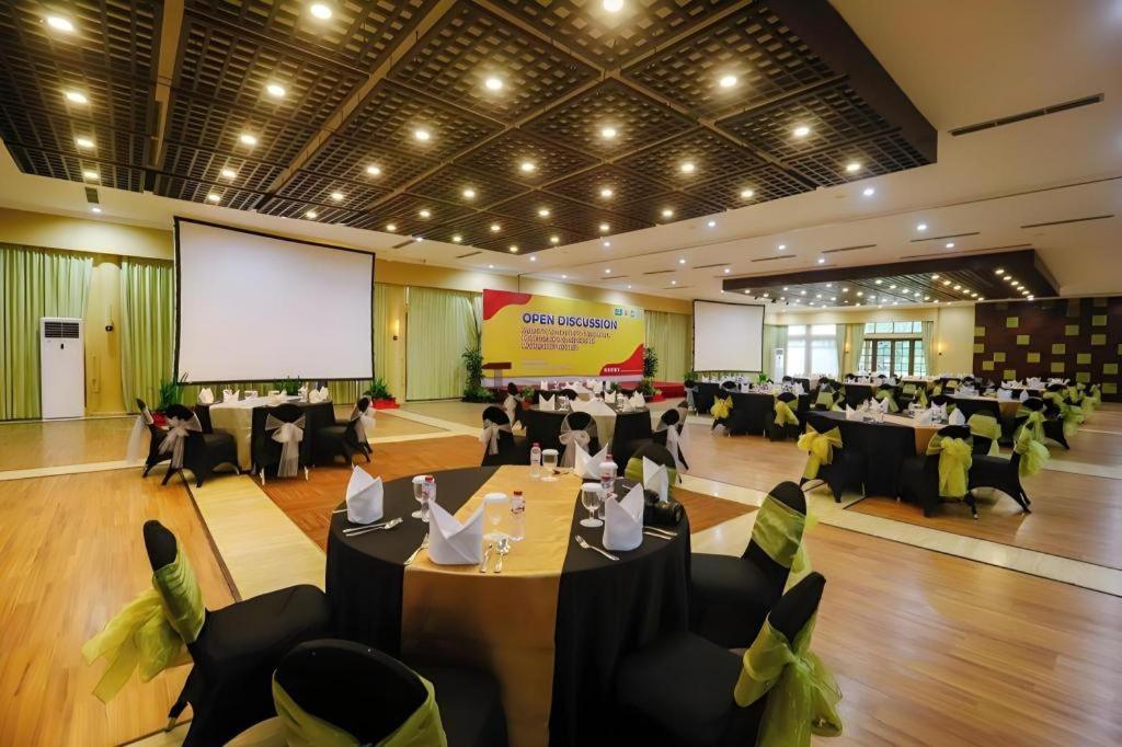 Prigen Taman Dayu Golf Club And Resort מראה חיצוני תמונה